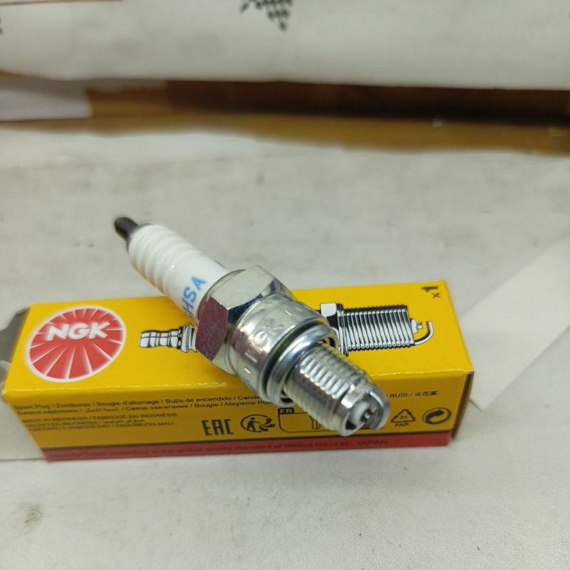 NGK MIO J/SOUL GT/FINO/M3/CR6HSA ORIGINAL INJECTION SPARK PLUG