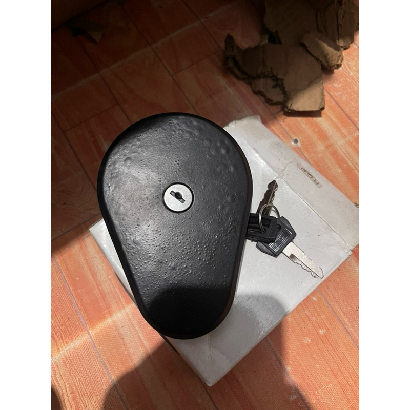 กุญแจถังคริสตัล Suzuki RGR 150 RGR
