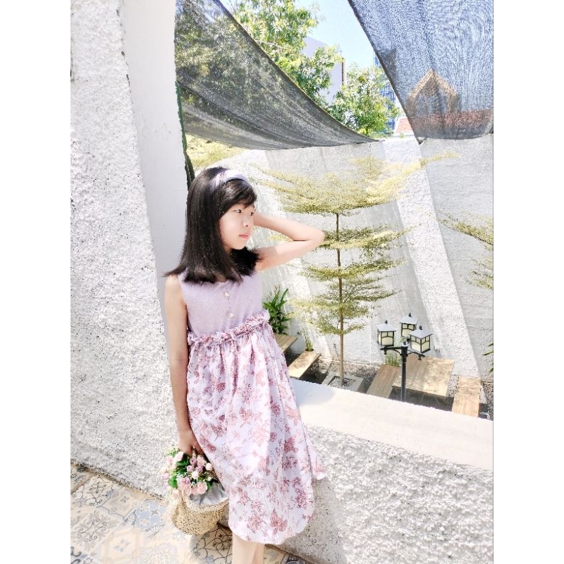 NAIRA-ADELLa********