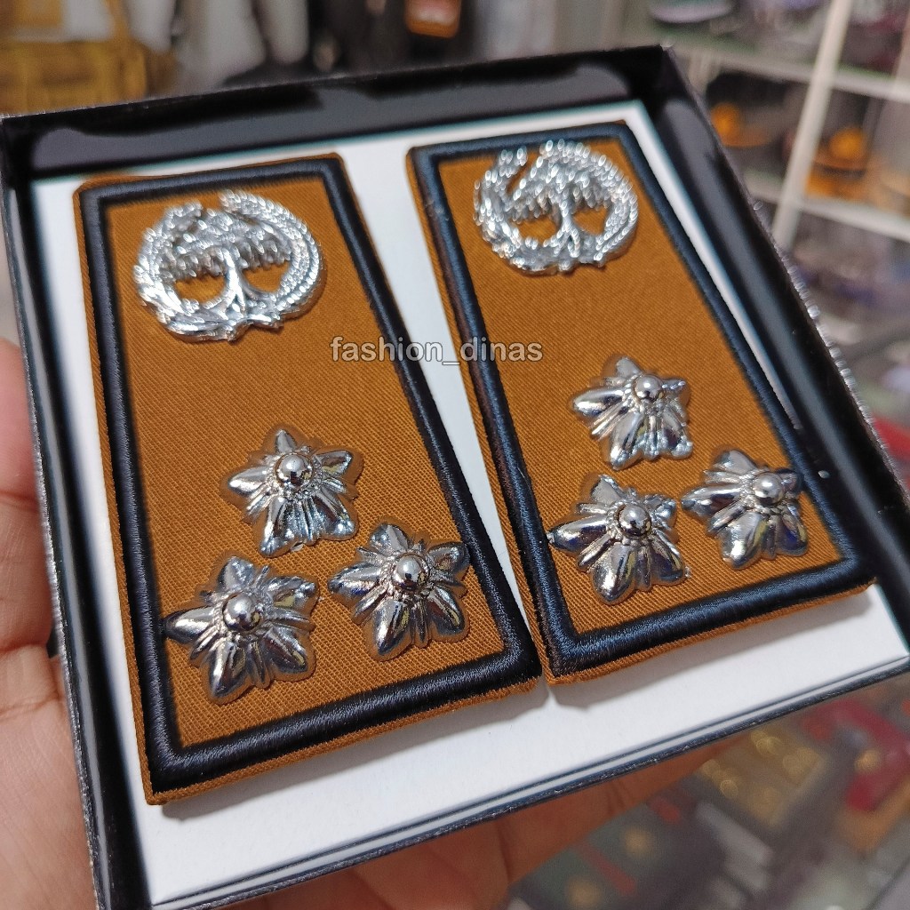 LAMPUNG ASN Rank Group 3C คุณภาพผ้าระบายอากาศสีดํา