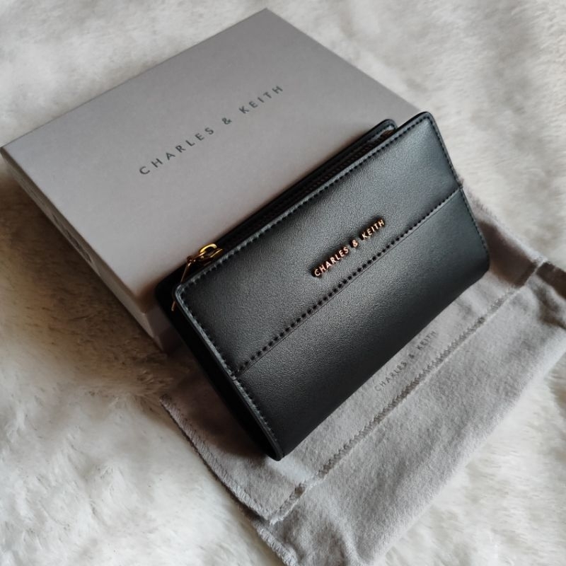 Charles and Keith Wallet Top Zip Short Wallet/Charles & Keith Preloved Original Wallet/CK Wallet