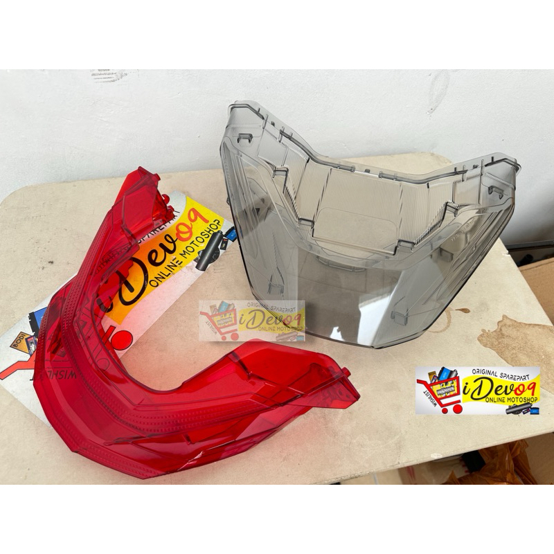 MERAH Smoke Stoplamp Glass สีแดง Mica ไฟเบรกหลัง Honda PCX 160 K1Z Original