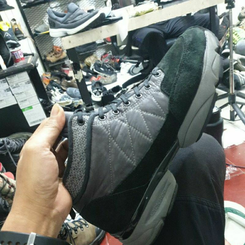 รองเท้าวิ่งเดินป่า Eider