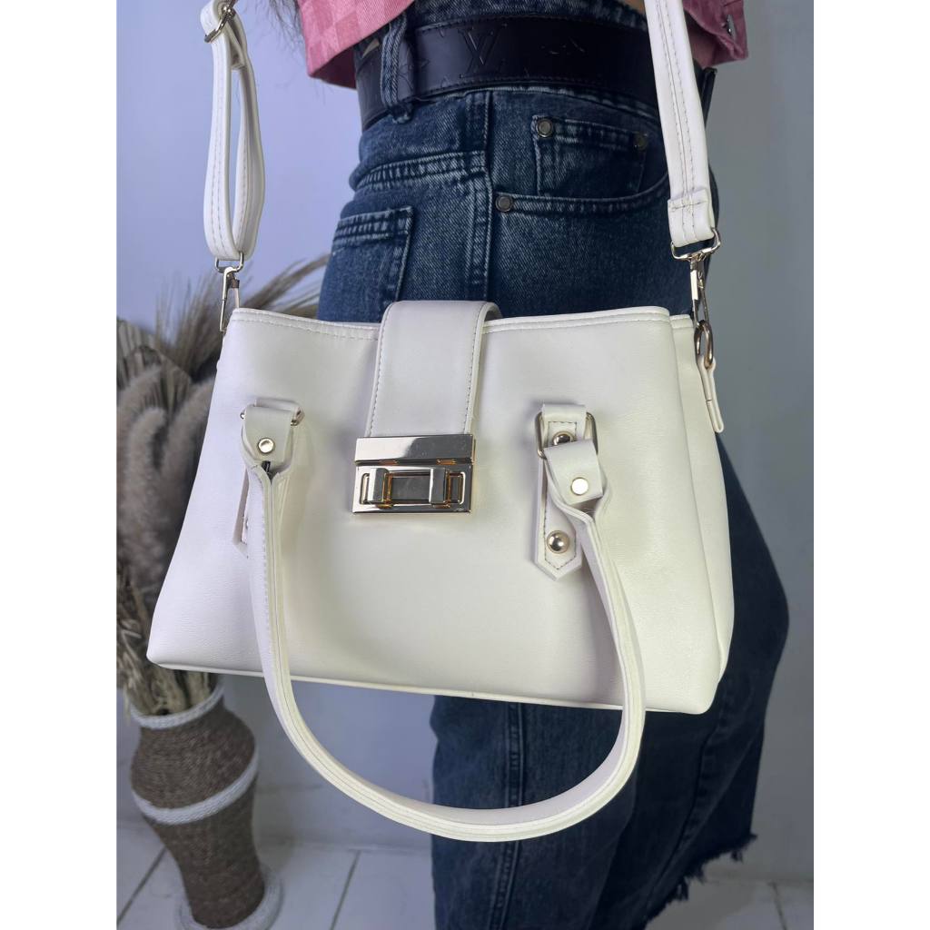 ELLE Bag กระเป๋าสะพายข้างผู้หญิง กระเป๋าสะพายข้างผู้หญิง กระเป๋าสะพาย