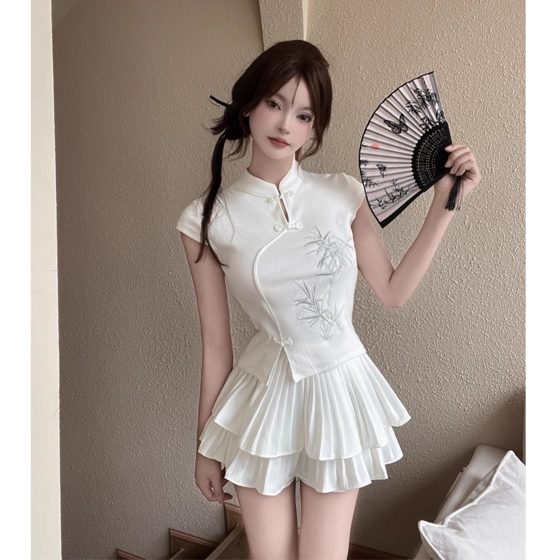 Ethereal - Ai Han Top Skirt Cheongsam Qipao ตรุษจีน 2025
