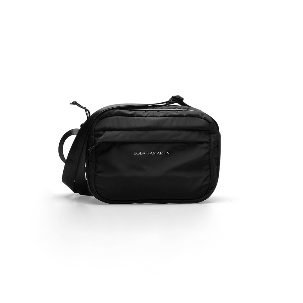 ZODA HAMARTIN Flyn Black Slingbag สําหรับผู้ชายและผู้หญิง