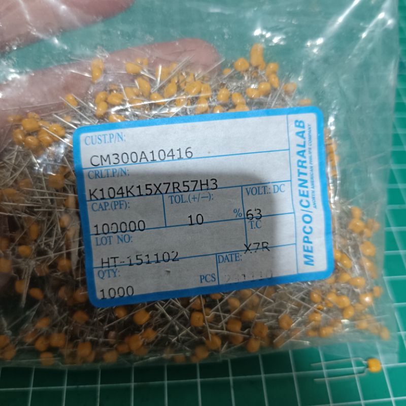 เซรามิก x7r 104/63v*