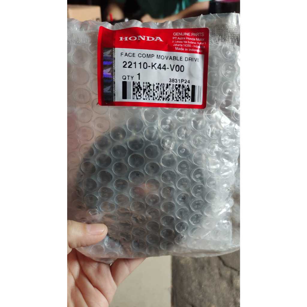 Honda Vario 110 eSP / 22110-K44-V00 ORIGINAL AHM Roller Housing