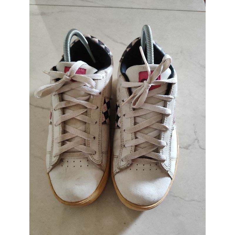 สั่งซื้อล่วงหน้ารองเท้า OSIRIS