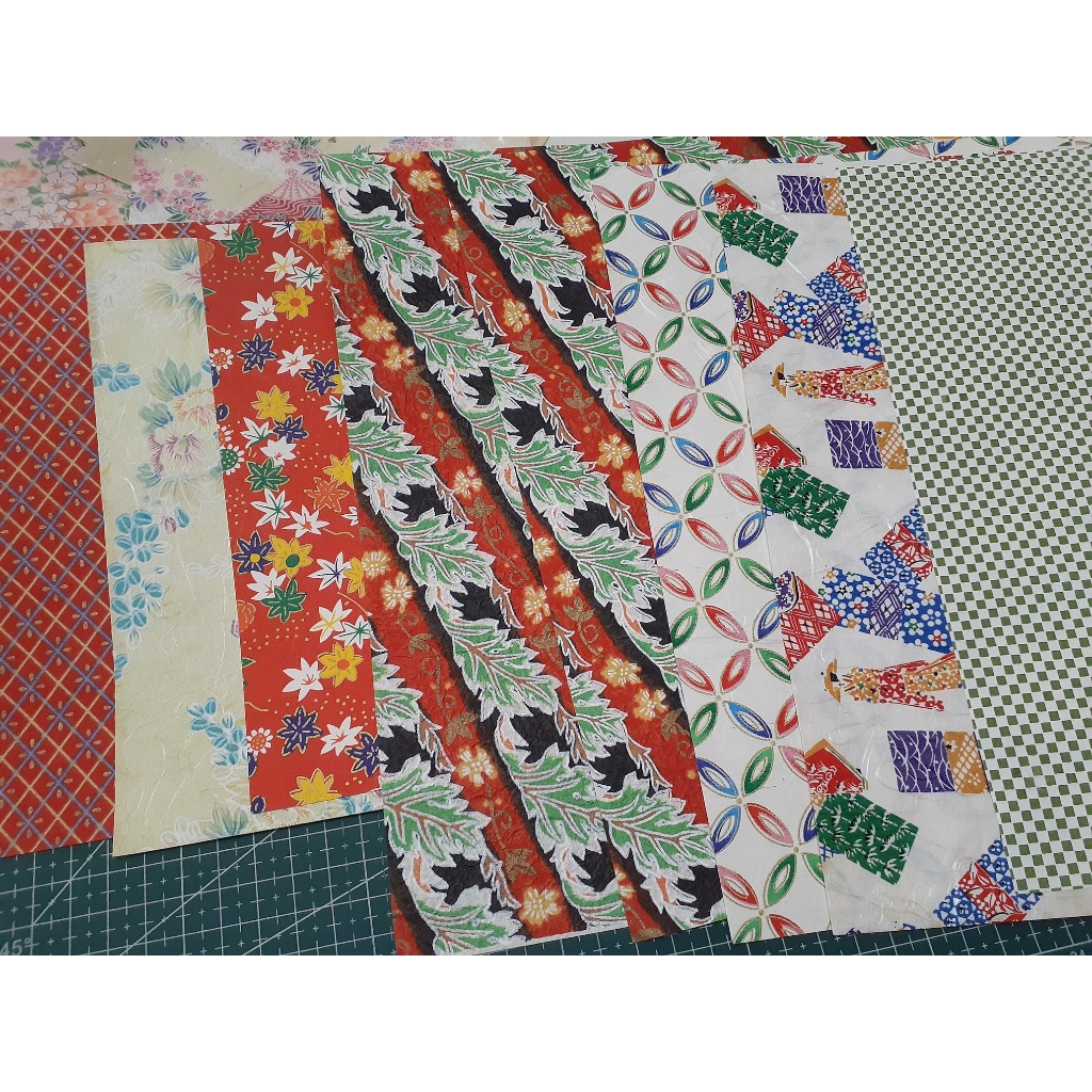 กระดาษ Washi ขนาดประมาณ 20x27 ซม. Yuzen, Unryu, และ Momigami