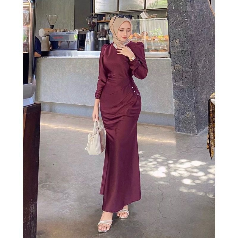 - Ada JUMBO Elora ชุดโดย Guzel ผ้าไหมซาตินพรีเมี่ยมผู้หญิง & 39;s เสื้อผ้าแฟชั่นสําหรับสําเร็จการศึกษาพิธีคู่ Muslimah Gamis Eid เพื่อนเจ้าสาวงานแต่งงาน Slim Body Fit ล่าสุด Mermaid 2023 2024