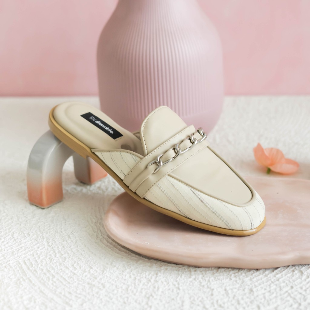 Dianable - Yura Cream Mules สําหรับผู้หญิง