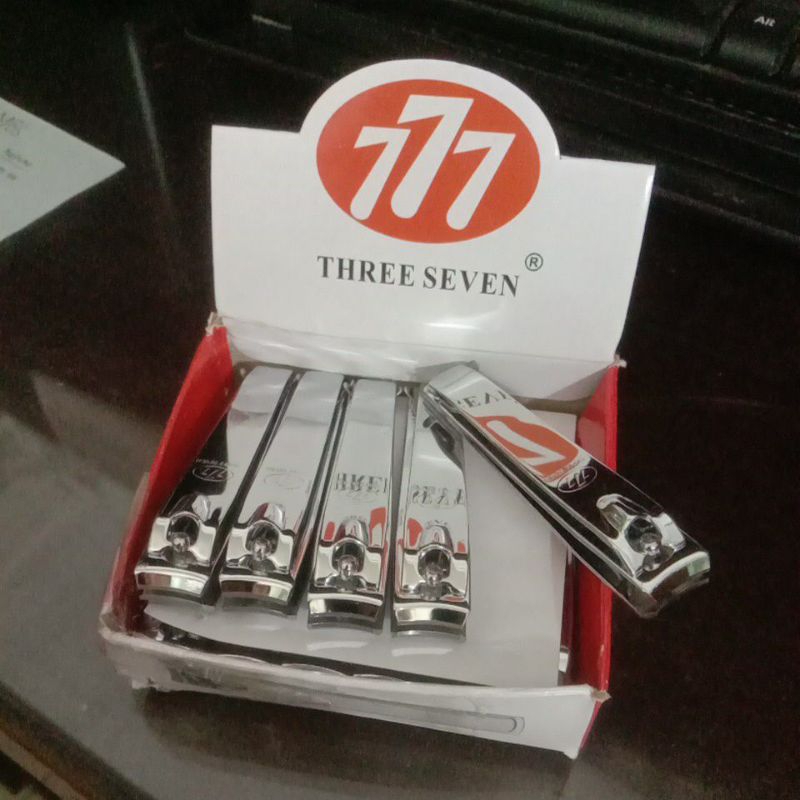 777 กรรไกรตัดเล็บ (ราคาต่อตัวถูกต้อง)