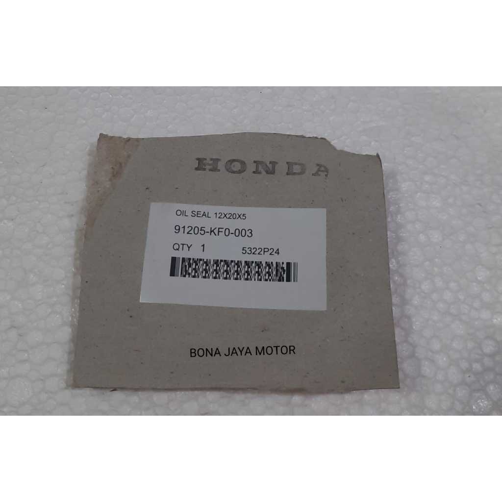 ซีล AS ปั้มน้ํา CS1, CBR 150, CB 150 R ORIGINAL HONDA 91205-KF0-003(12X20X5)