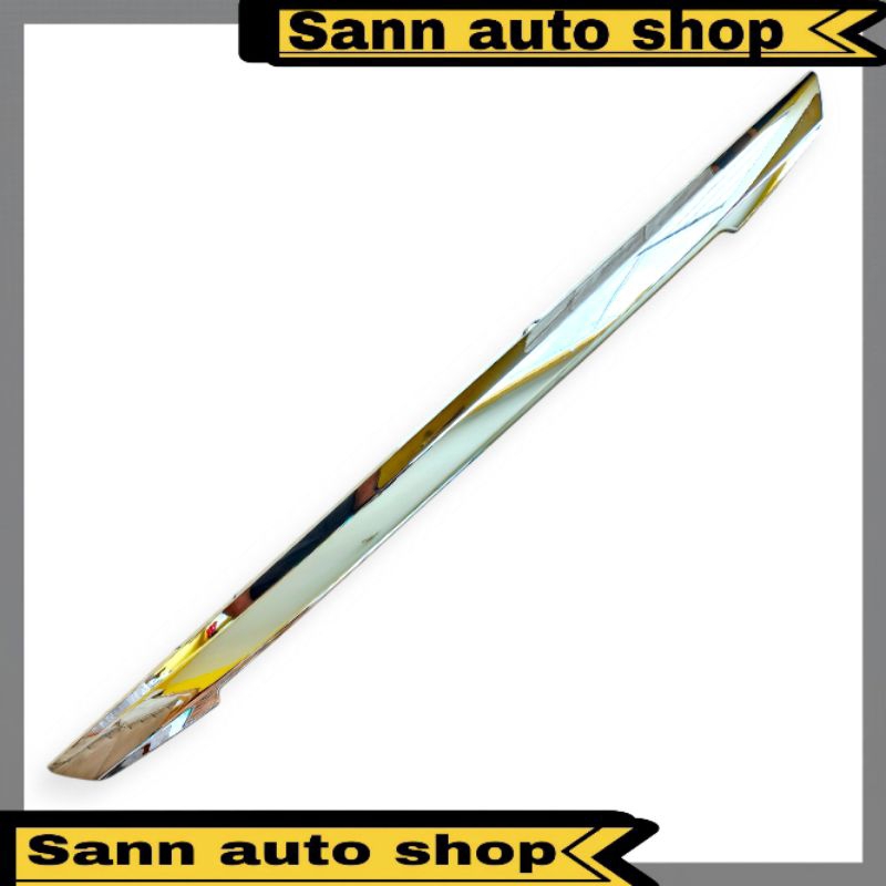 ฝากระโปรงท้ายTrunk Innova 2011-2013 ด้านหลังChrome List Toyota Innova