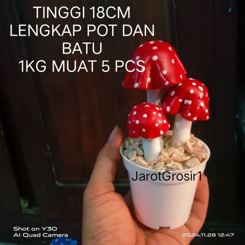 MUSHROOM TABLE DECORATIVE FLOWERS สมบูรณ์พร้อมหม้อและหิน 18 ซม. TALL