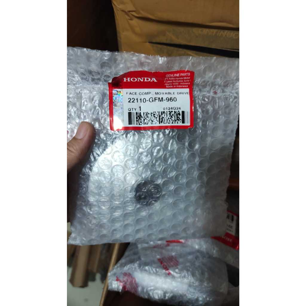 ที่อยู่อาศัยลูกกลิ้ง Honda Spacy FI / 22110-GFM-960 ORIGINAL AMM