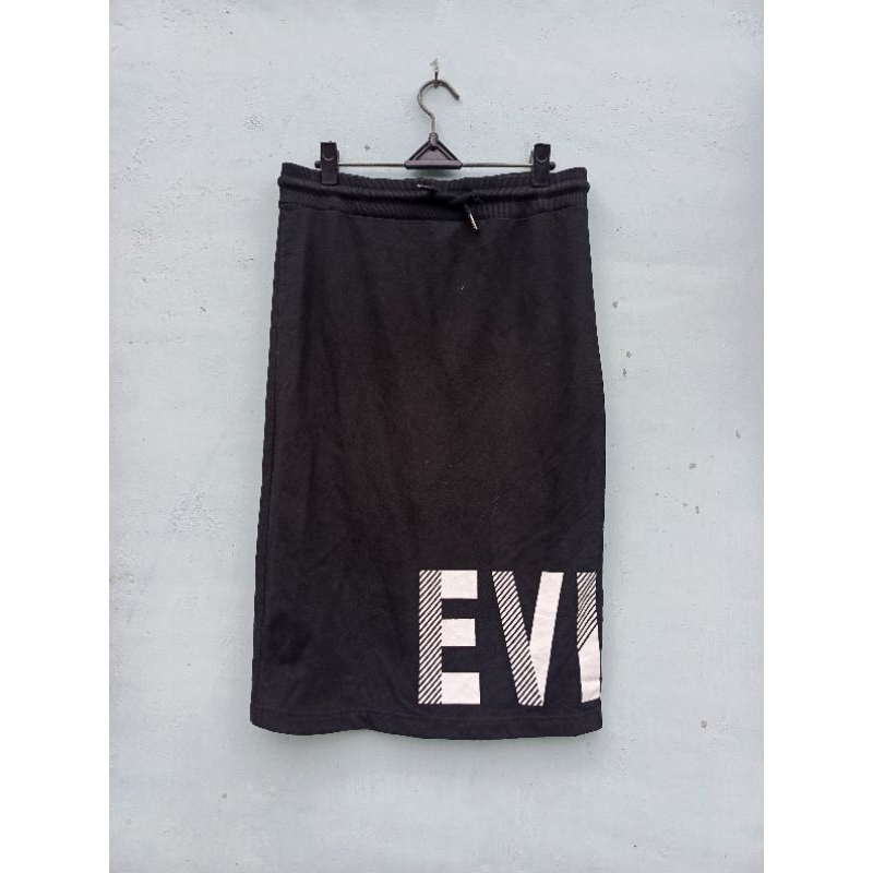 กระโปรง evisu*******