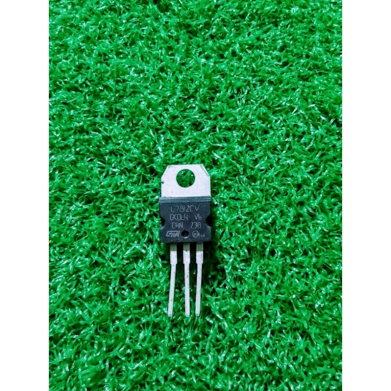 L7812***************