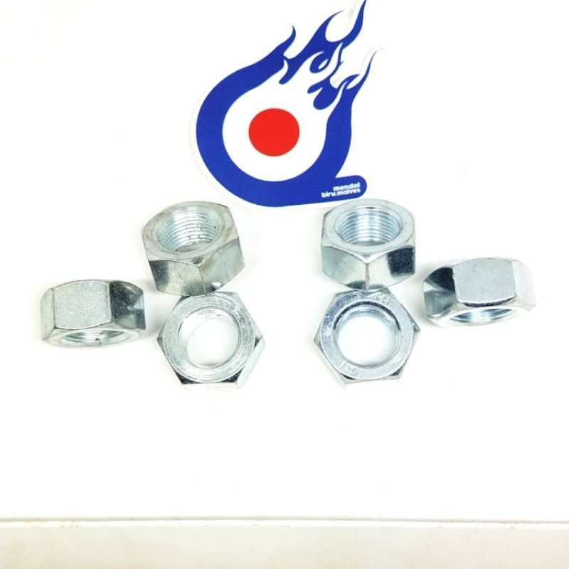 น็อตล้อ Vespa excel exclusive2