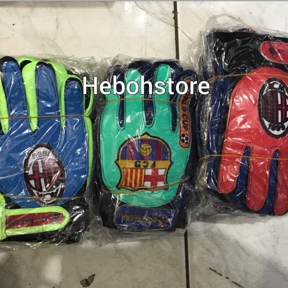 KF7 CHILDRENS FUTSAL FOOTBALL GOALKEEPER ถุงมือ MANY CLUBS