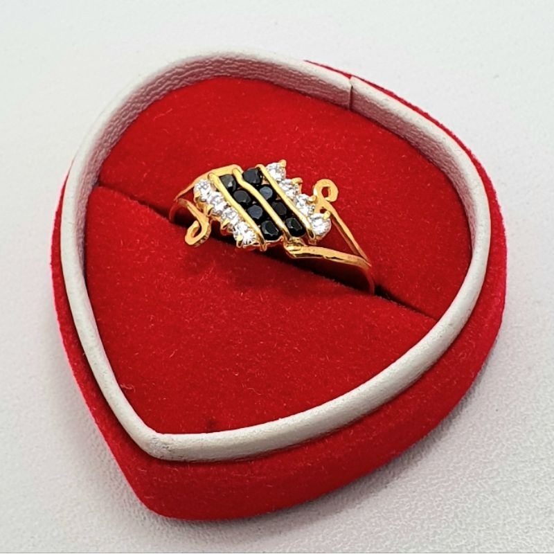 MATA 1 Gram White Black Eye Square Light Gold Ring