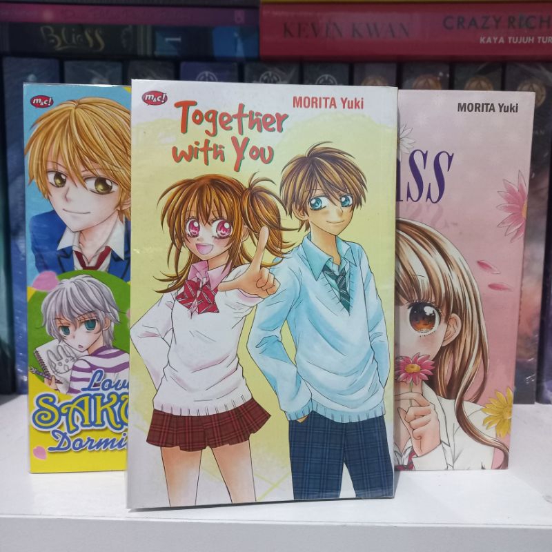 [อ่านโต๊ะ] ONESHOT MORITA YUKI COMIC SET - SHE BETWEEN HE AND ME, LOVE AT SAKURA DORMITORY, KISS, TO