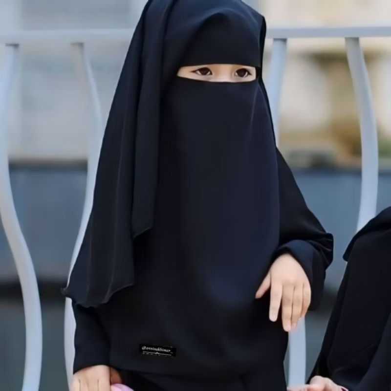 NIQOB CHILDREN YEMEN // CURTI BABYDOL