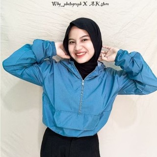 Jaket Olahraga Wanita Jaket Crop Wanita Parasut Dengan Saku Depan/Sport