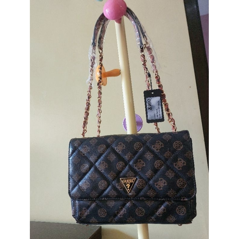 WAREHOUSE - กระเป๋าสะพาย G*ess นําเข้า Womens Premium Gess Bag