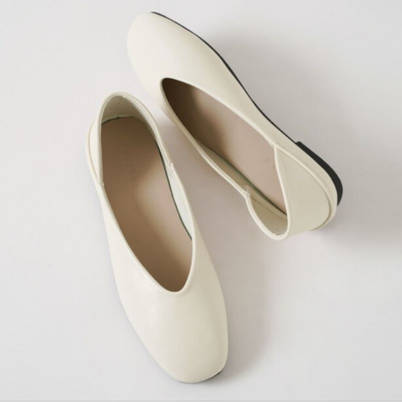 Chaak korea Ivory flatshoes / Ballerina flatshoes / Chaakan flatshoes / Korean flatshoes / sappun / 