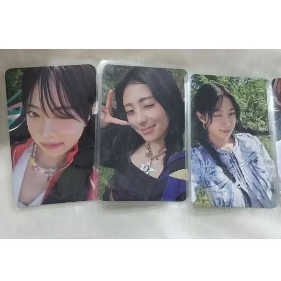 [OFFICIAL] PHOTOCARD LE SSERAFIM YUNJIN KAZUHA EUNCHAE SEASONS GREETINGS SG 2025