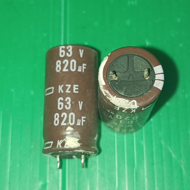 ELCO 63V 820UF******