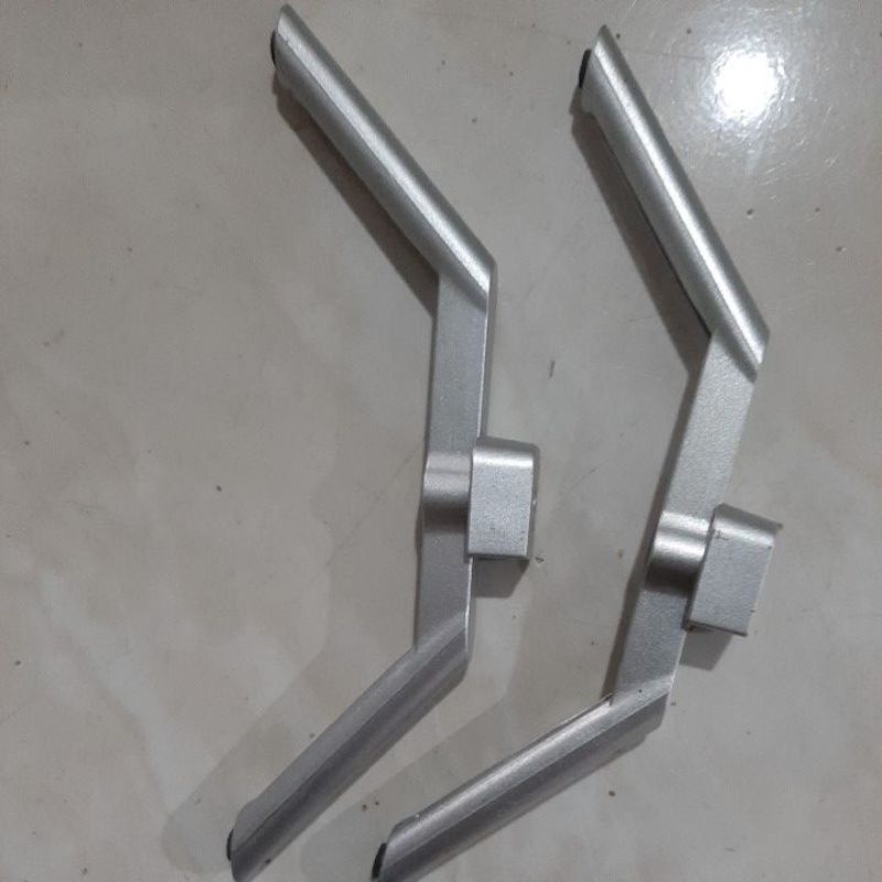 ขาตั้งทีวี Led TCl ขนาด 32 นิ้ว