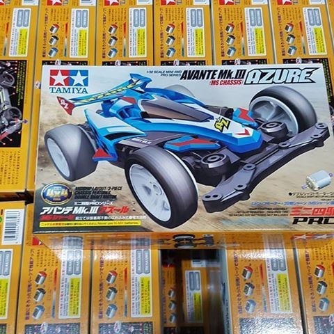 TAMIYA 18626 AVANTE MK III AZURE
