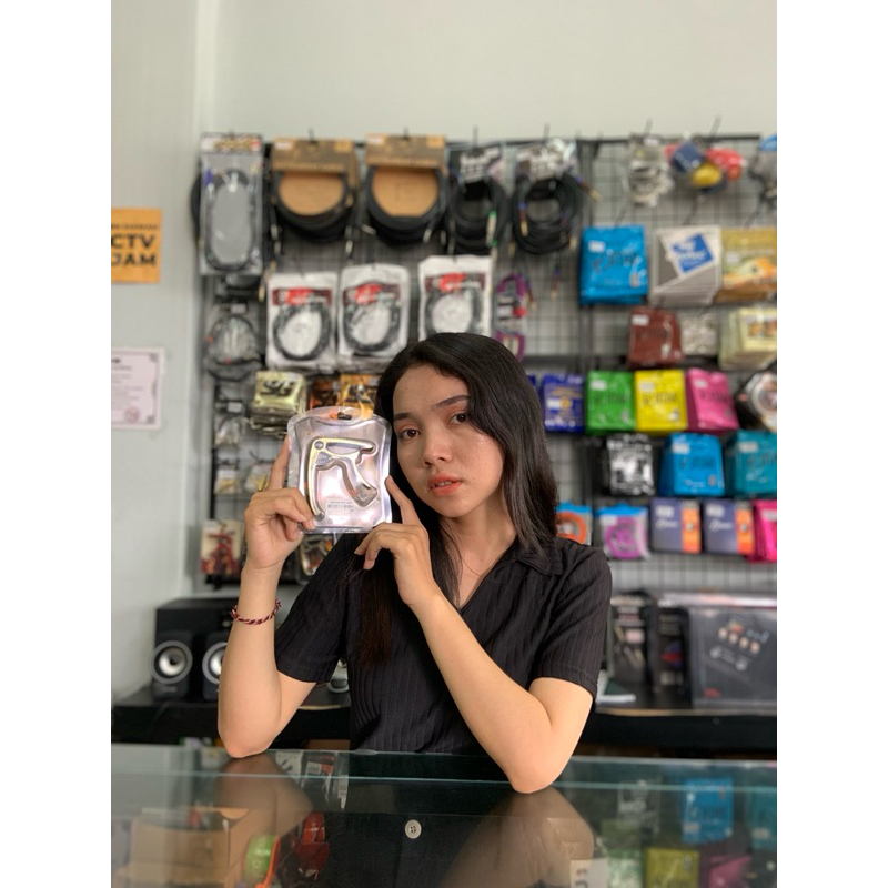 Guitar Capo / Guitar Capo (Pick Holder)