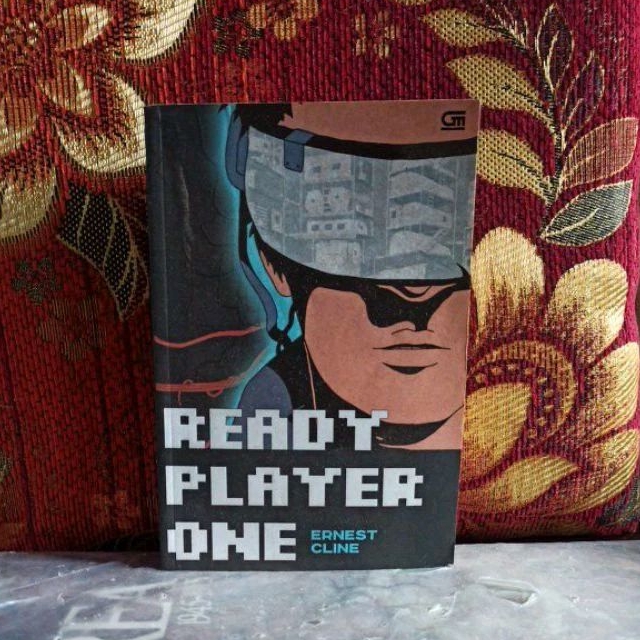 หนังสือ READY PLAYER ONE ERNEST CLINE มือสอง