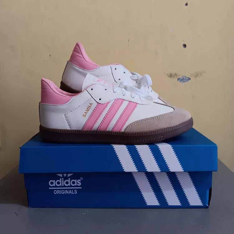 Putih Adidas Samba OG White Pink Gum Original Premium รองเท้าผู้หญิง | Adidas Samba White แถบสีชมพู 