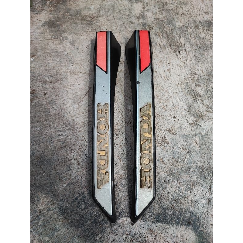 List body prima ฝาข้าง Honda Astrea prima fin Honda prima tank โลโก้ Honda prima original