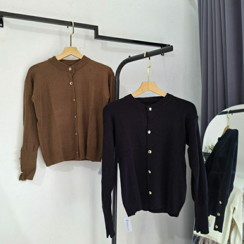 เสื้อคาร์ดิแกนผ้าถัก Fira