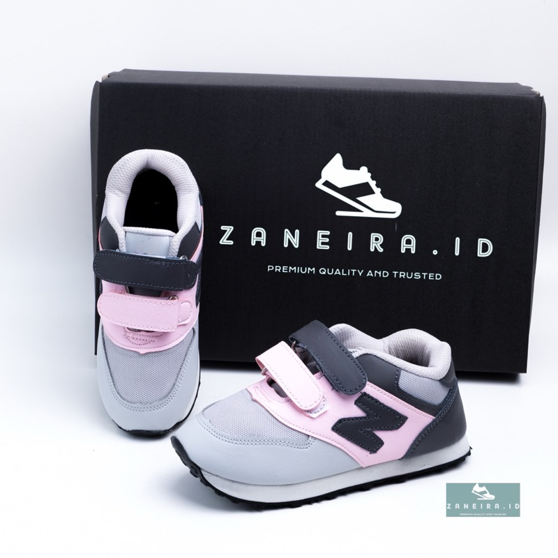 รองเท้าเด็ก, รองเท้า SCHOOL GIRLS, KINDERGARTEN, ELEMENTARY SCHOOL, 1-9 ปี OLD