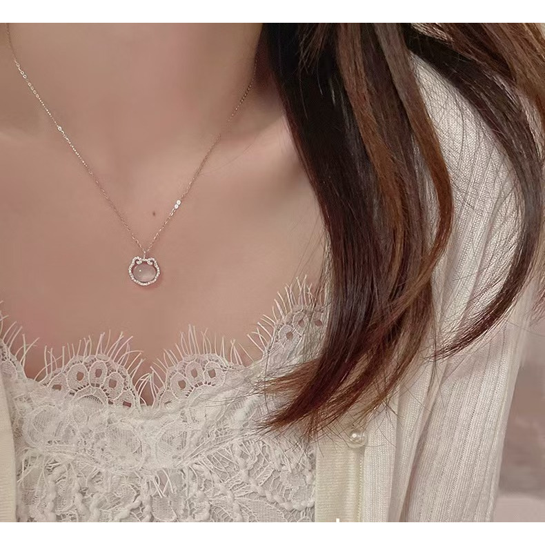 IHS 1251 สร้อยคอลูกตุ้มแหวนแมวมุก