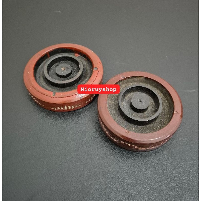 WOODEN ASHTRAY / VARNISHED ASHTRAY / CIGARETTE ASH HOLDER / DARK VARNISHED WOODEN ASHTRAY 5000