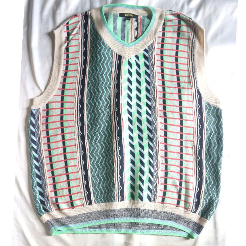 BLUETAIL กั๊กสี Ala Coogie ที่มีสีสันนูนน้อยเหมือนใหม่วัสดุบาง Cool ยืดเสื้อถักเสื้อกันหนาว Crewneck