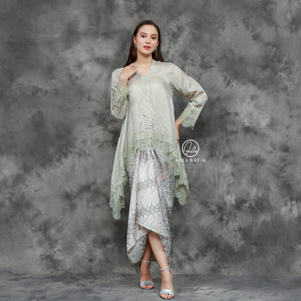 AIRA BATIK - Laluna Set Kebaya Lace I Raya Outfit I Couple Eid I Eid Outfit