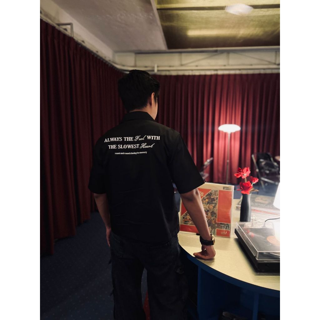 SilentWhisper Boxy Workwear "The Drifter" สีดํา