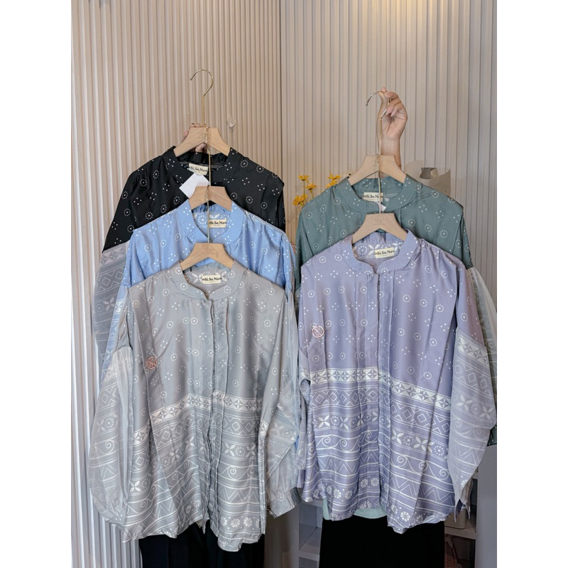 NAOMI BLOUSE********