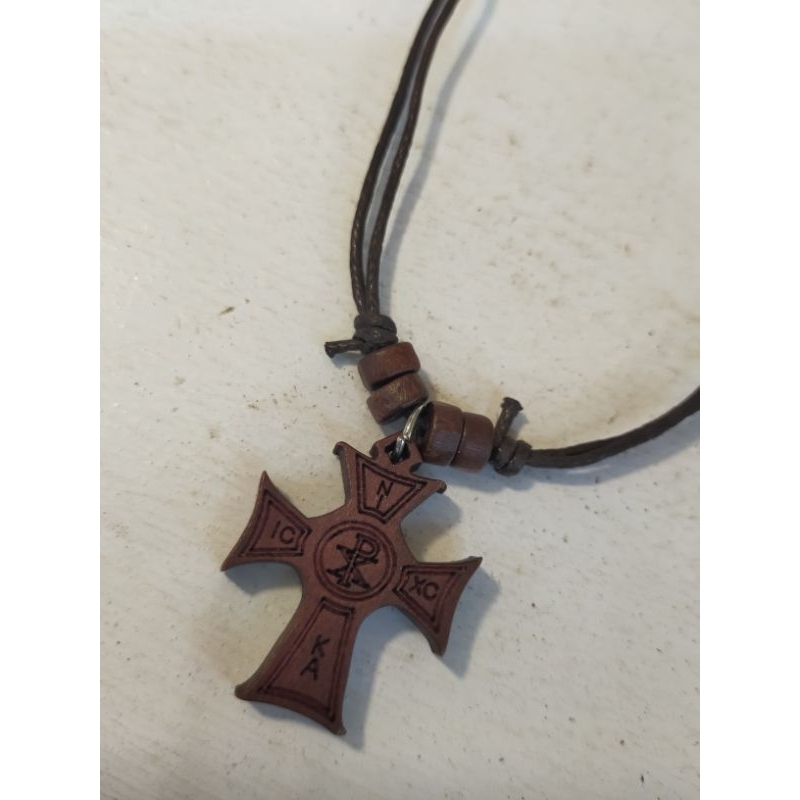 สร้อยคอเชือกไขว้ไม้ QTM064H 3x2.5cm (7363) - สร้อยคอไม้กางเขน - สร้อยคอเชือกไขว้