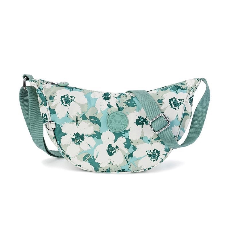 ART COLOUR กระเป๋าสะพายข้างผู้หญิง C91005 ใหม่ล่าสุด HALFMOON CRESCENT NYLON SLINGBAG