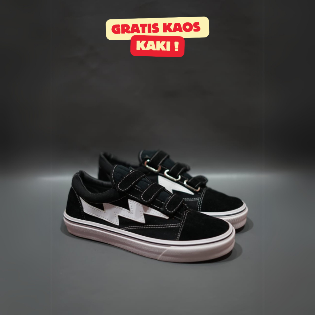 REVENGE X STORM CLASIC หนังกลับสีดําและสีขาว ADHESIVE 39-43